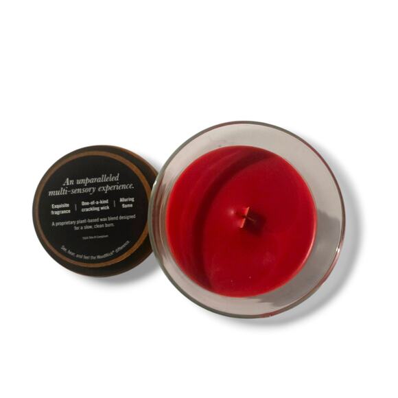 NEW Candle WoodWick Winter Garland Trilogy Medium Hourglass Gift Chrismtas - Picture 2 of 3